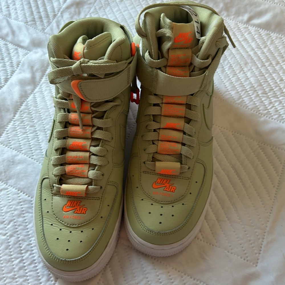 Nike Air Force One olive aura High-Top Sneakers in Green and Orange. basketball - Picture 3 of 15